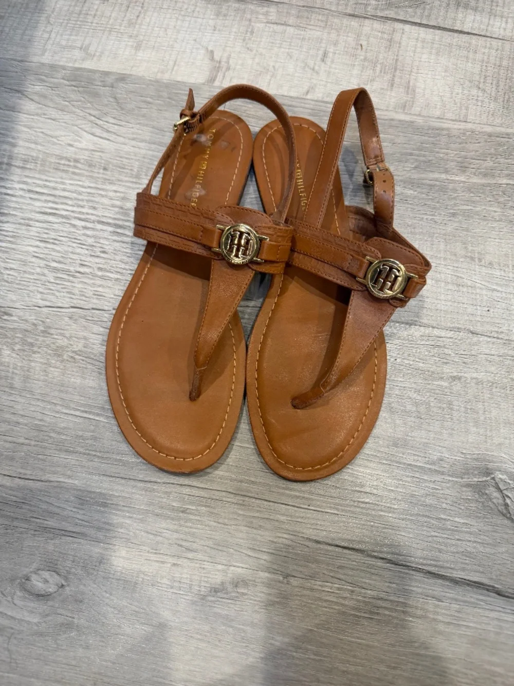 TH Women Sandals